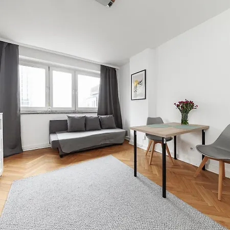 Chmielna Street 35 In The Center