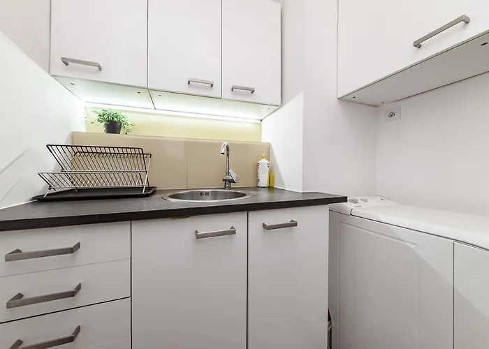 Apartment Chmielna Street 35 In The Center